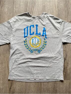 UCLA Bruins Grey XSmall- Small T-Shirt